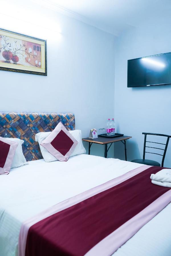 Niketan, Inn - Near Chanakyapuri Embassy Area New Delhi Buitenkant foto